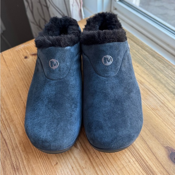 Merrell Suede Shearling Lined Slip-On Shoes | Air Cushion | Size 7 | New - Picture 3 of 8